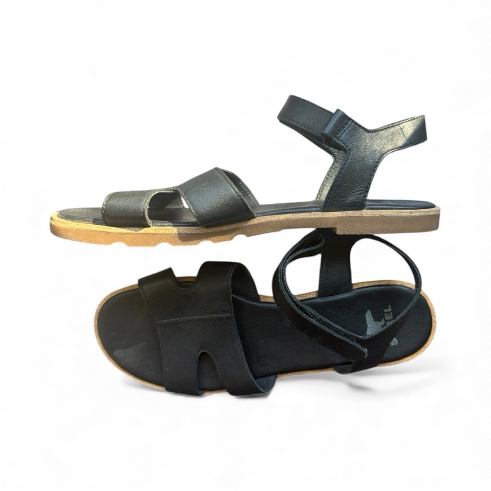 Sorel Black Strappy Ankle‑Strap Flat Sandals